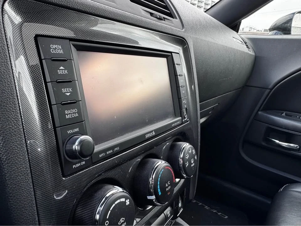 2010 Dodge Challenger 3rd Gen - Image 14 of 15