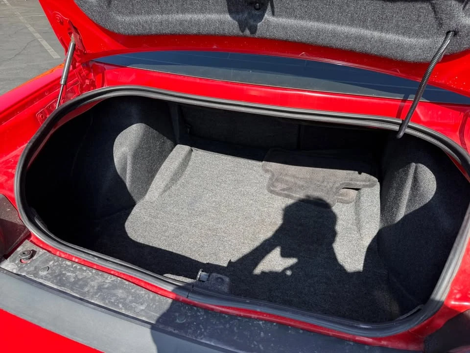 2010 Dodge Challenger 3rd Gen - Image 18 of 20