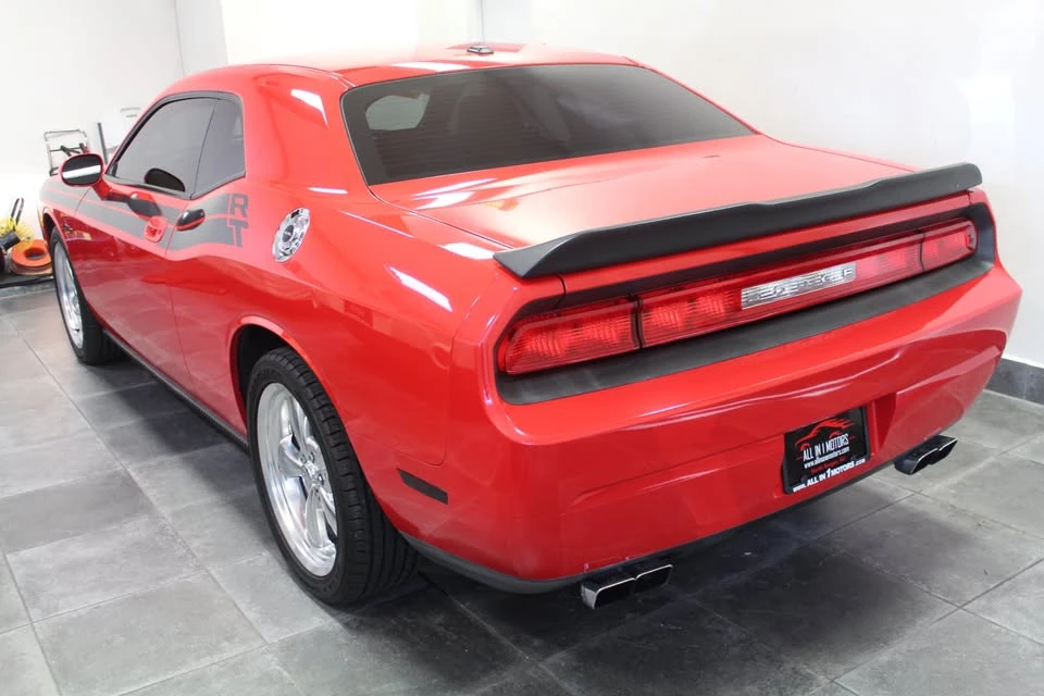 2010 Dodge Challenger 3rd Gen - Image 3 of 18