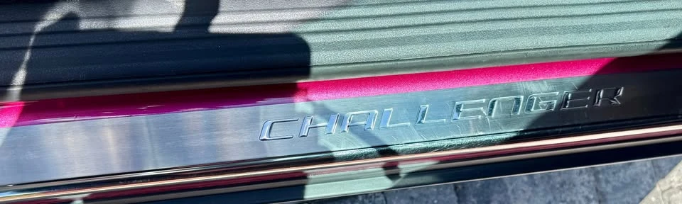 2010 Dodge Challenger 3rd Gen - Image 15 of 16