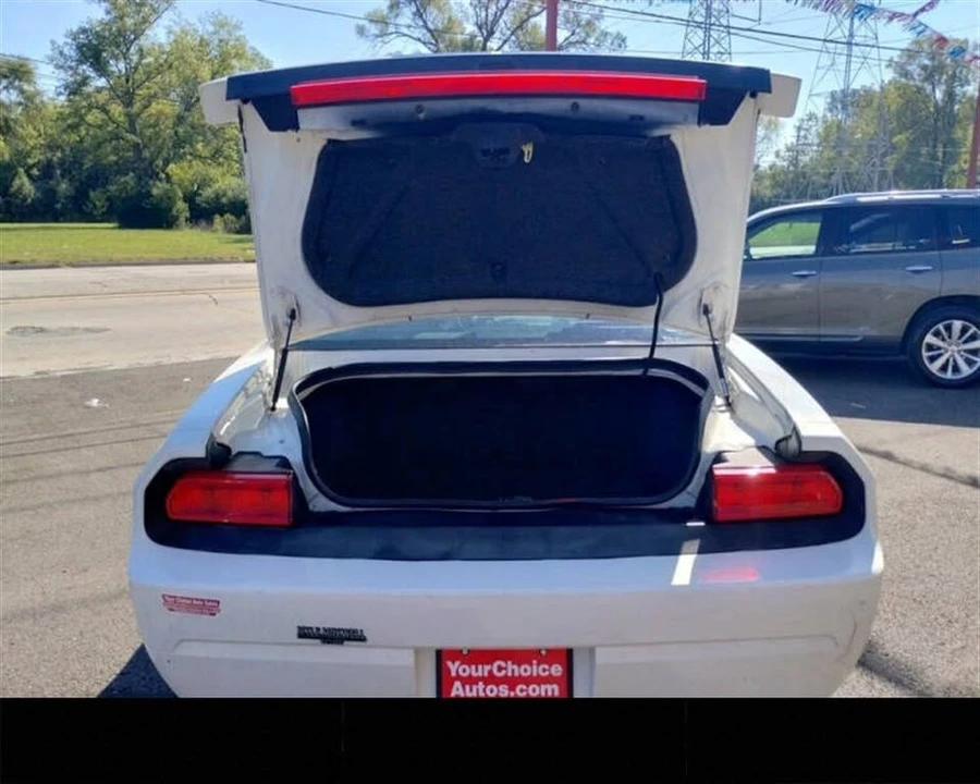 2010 Dodge Challenger 3rd Gen - Image 9 of 20
