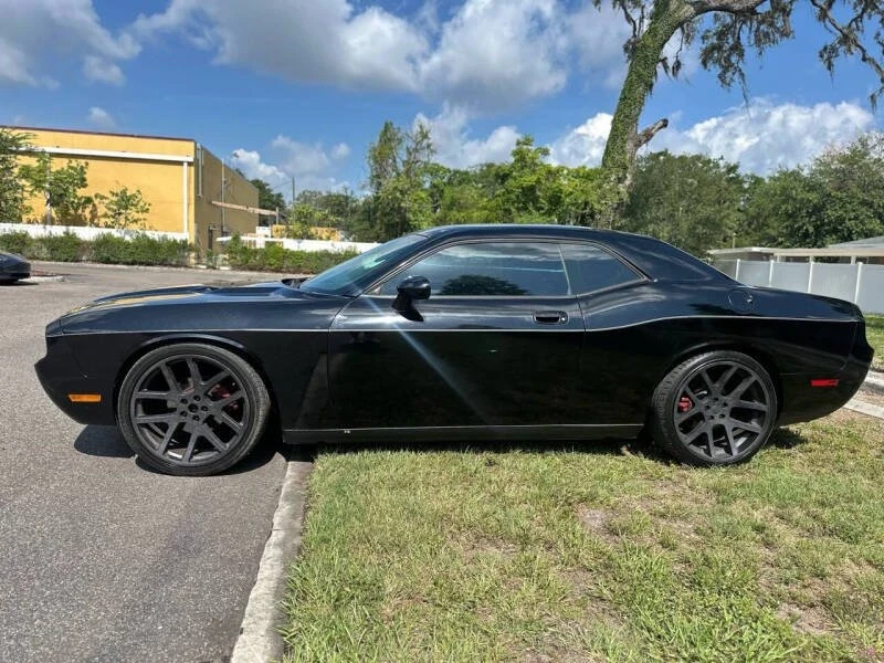 2010 Dodge Challenger 3rd Gen - Image 3 of 19