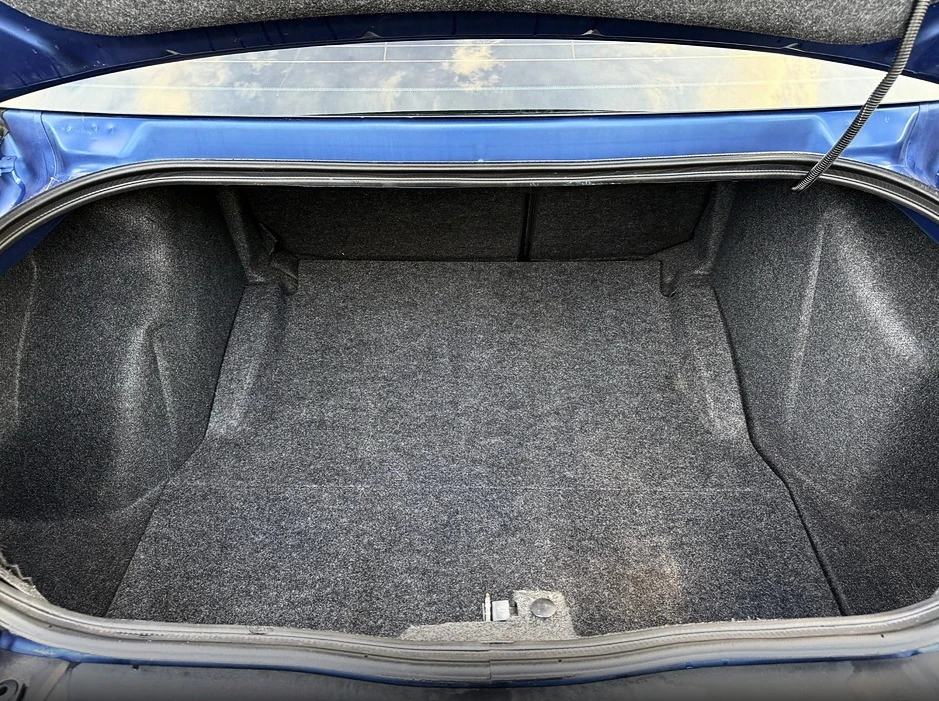2010 Dodge Challenger 3rd Gen - Image 17 of 17