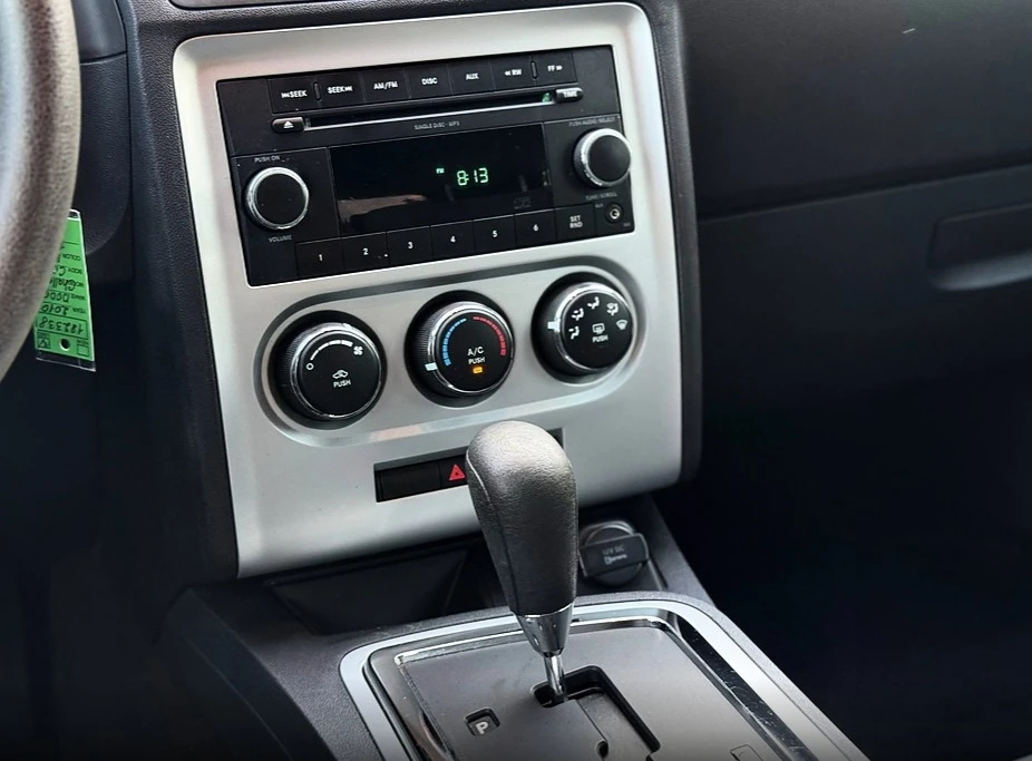 2010 Dodge Challenger 3rd Gen - Image 11 of 17