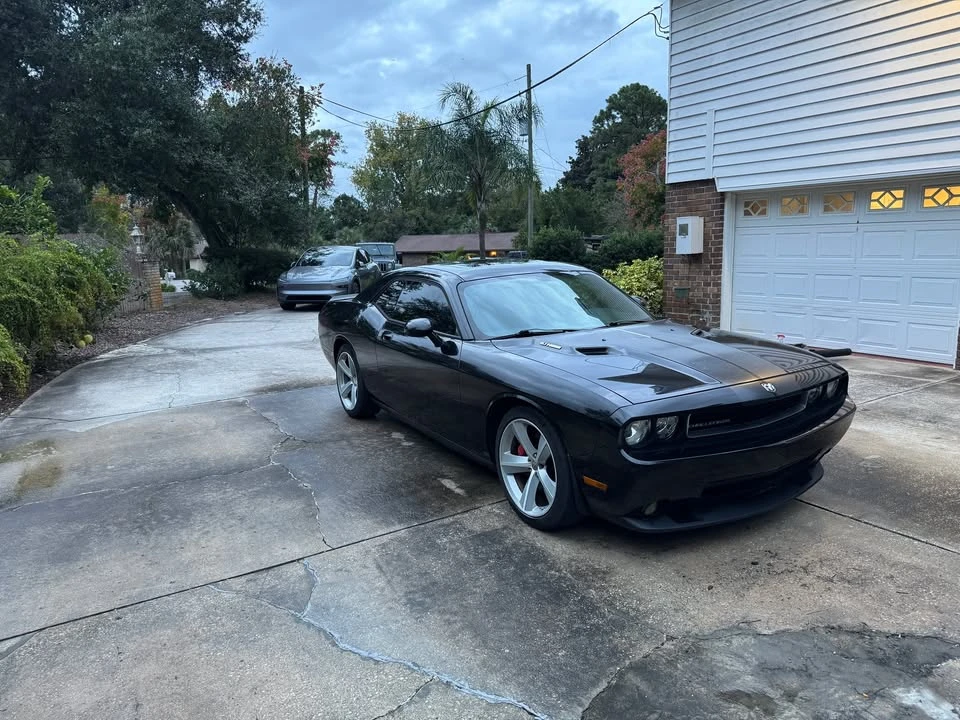 2010 Dodge Challenger SRT8 & 392 3rd Gen - Image 4 of 20