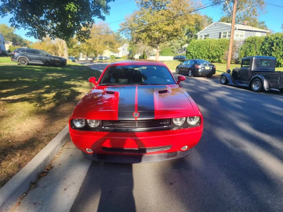 2010 Dodge Challenger SRT8 & 392 3rd Gen - Image 5 of 8