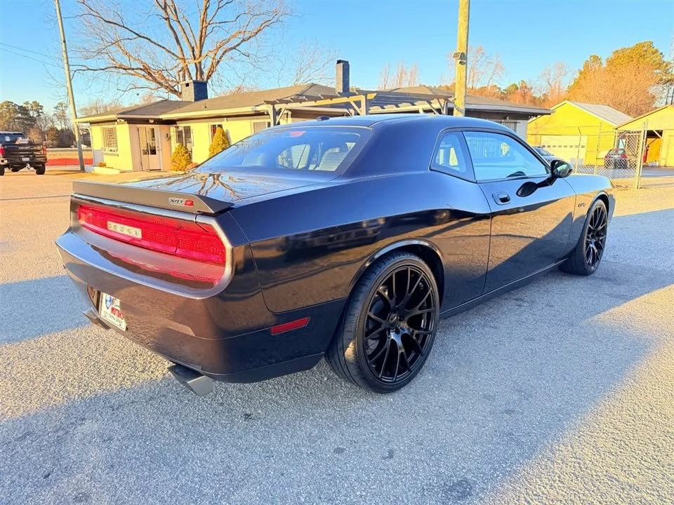 2010 Dodge Challenger SRT8 & 392 3rd Gen - Image 7 of 20