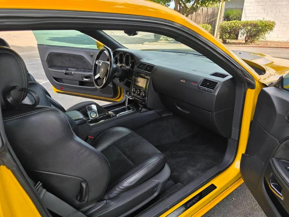 2010 Dodge Challenger SRT8 & 392 3rd Gen - Image 10 of 17