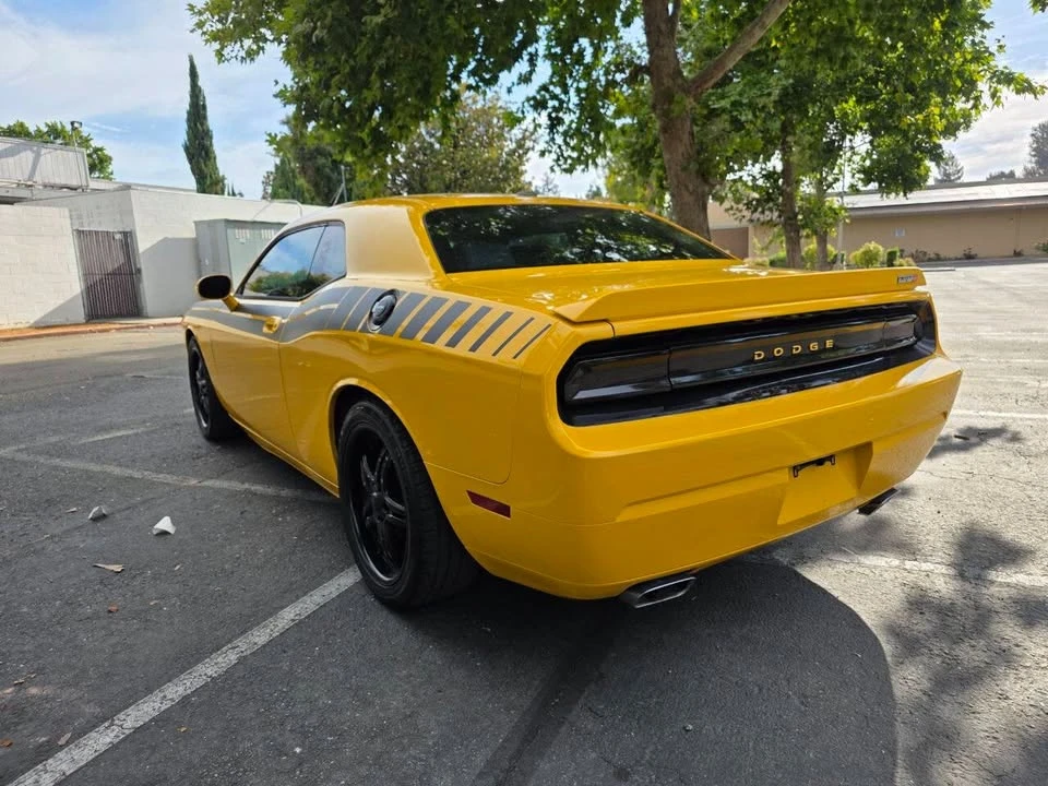 2010 Dodge Challenger SRT8 & 392 3rd Gen - Image 6 of 17