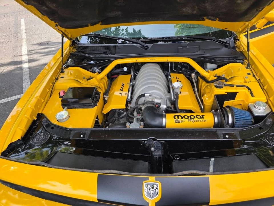 2010 Dodge Challenger SRT8 & 392 3rd Gen - Image 16 of 17