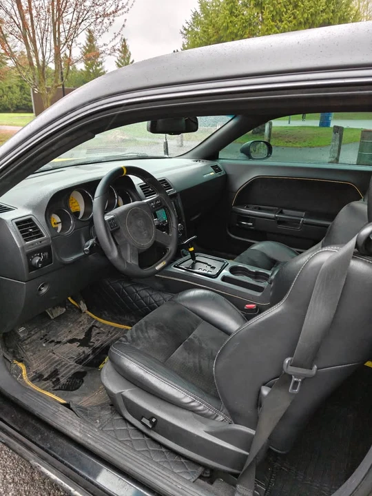 2010 Dodge Challenger SRT8 & 392 3rd Gen - Image 7 of 13