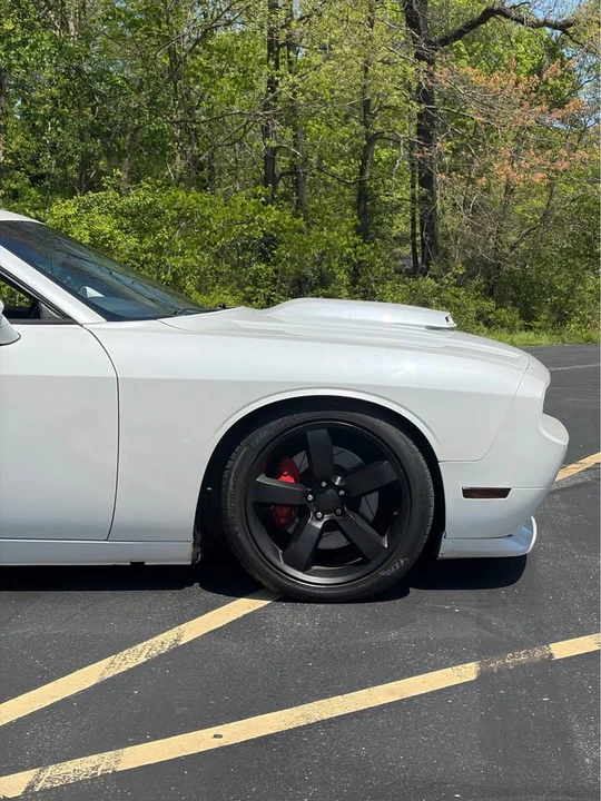 2010 Dodge Challenger SRT8 & 392 3rd Gen - Image 4 of 15
