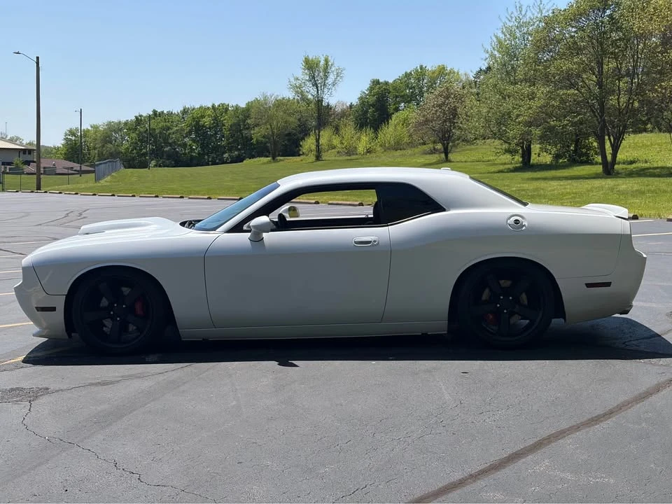 2010 Dodge Challenger SRT8 & 392 3rd Gen - Image 6 of 15