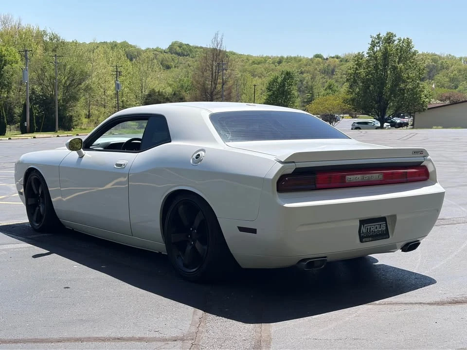 2010 Dodge Challenger SRT8 & 392 3rd Gen - Image 6 of 17