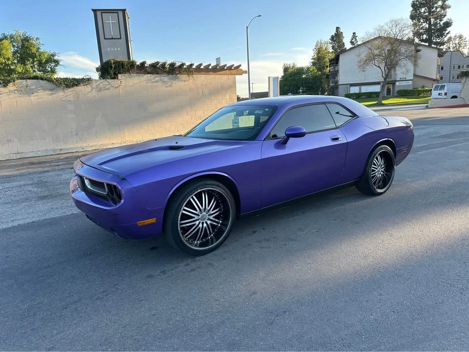 2010 Dodge Challenger 3rd Gen - Image 12 of 17