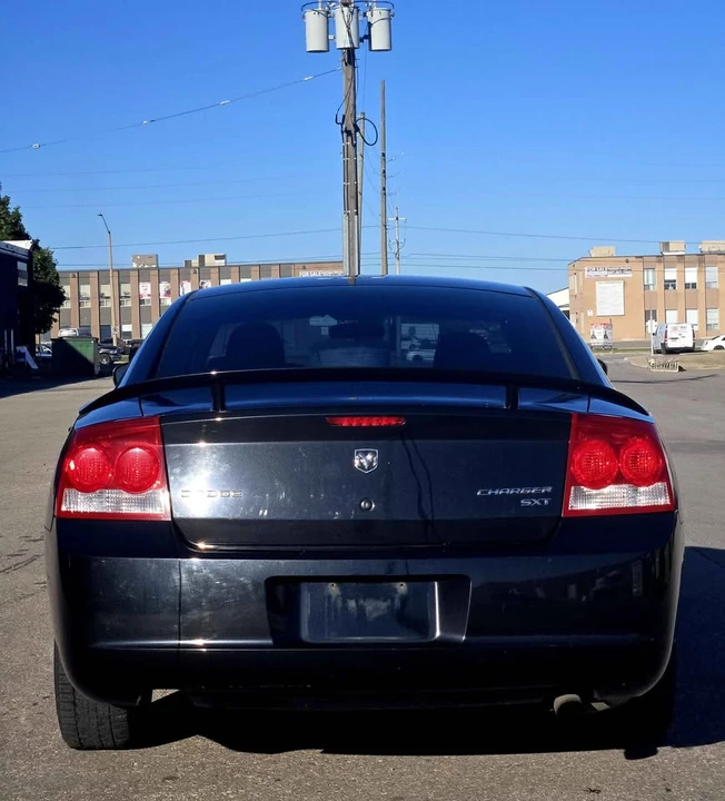 2010 Dodge Charger 6th Gen - Image 2 of 6