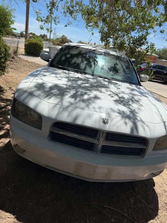 2010 Dodge Charger 6th Gen - Image 2 of 4