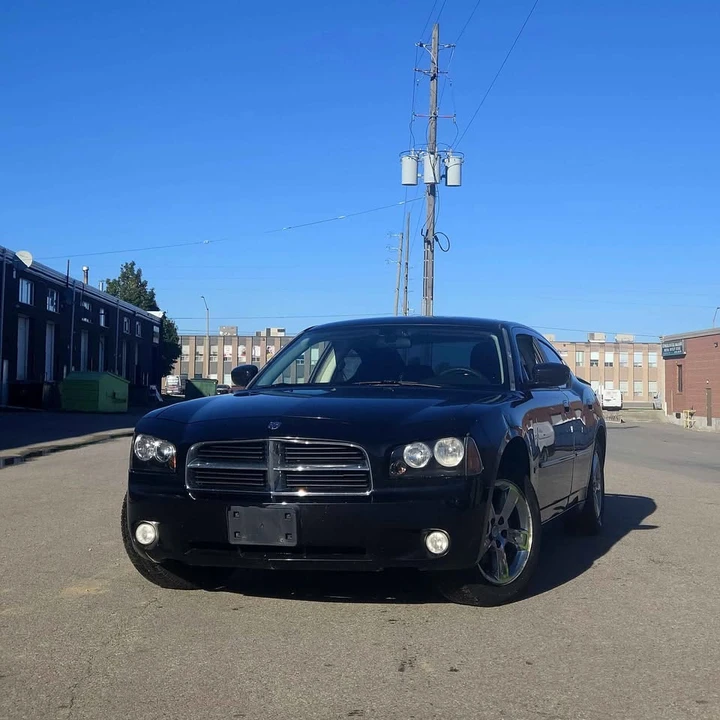 2010 Dodge Charger 6th Gen - Image 2 of 7