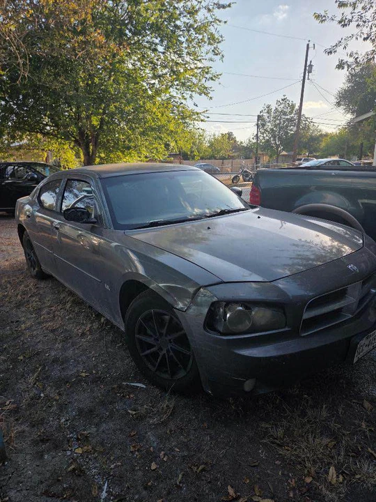 2010 Dodge Charger 6th Gen - Image 2 of 8