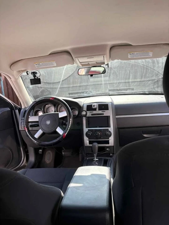 2010 Dodge Charger 6th Gen - Image 3 of 10