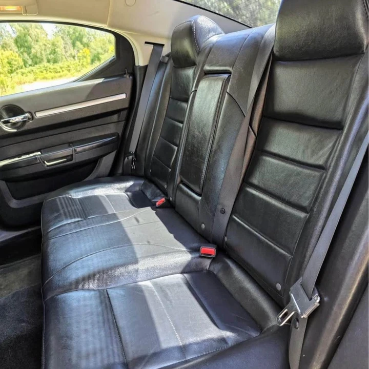 2010 Dodge Charger 6th Gen - Image 4 of 7