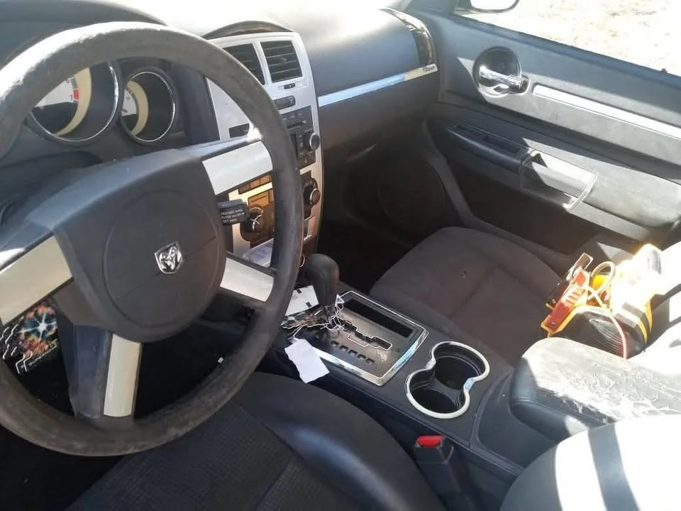 2010 Dodge Charger 6th Gen - Image 4 of 5
