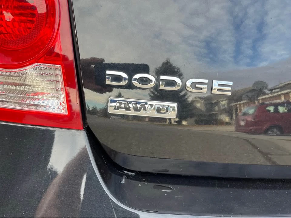 2010 Dodge Charger 6th Gen - Image 5 of 12