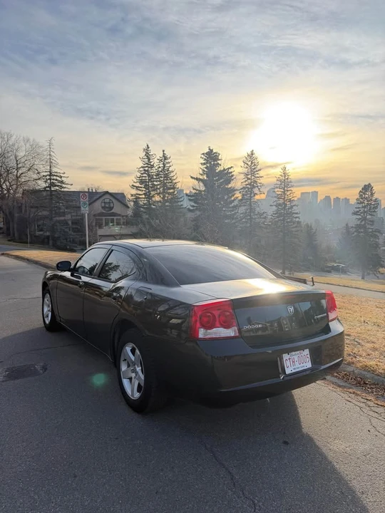 2010 Dodge Charger 6th Gen - Image 6 of 17