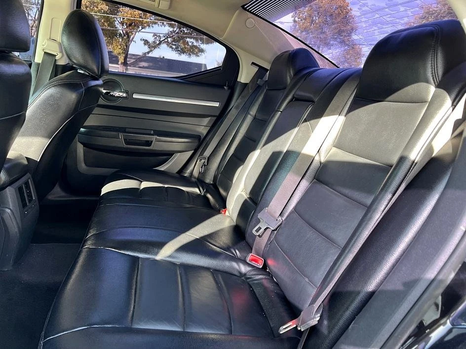 2010 Dodge Charger 6th Gen - Image 16 of 20