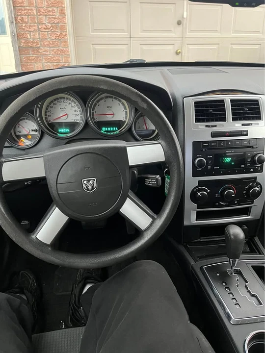 2010 Dodge Charger 6th Gen - Image 10 of 13