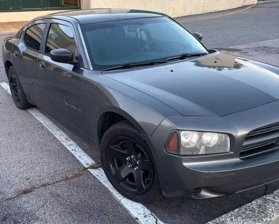 2010 Dodge Charger 6th Gen - Image 2 of 5
