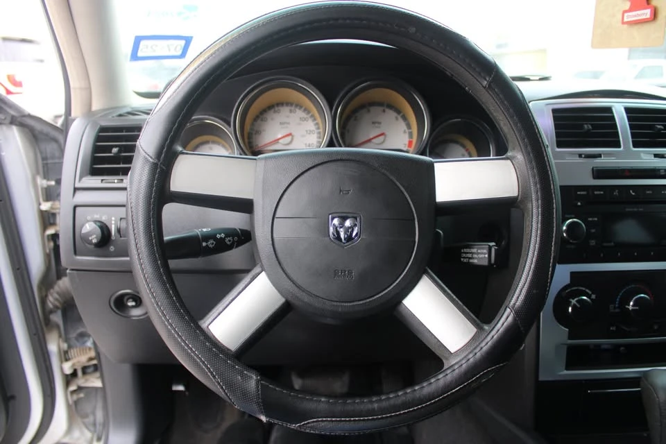 2010 Dodge Charger 6th Gen - Image 6 of 7