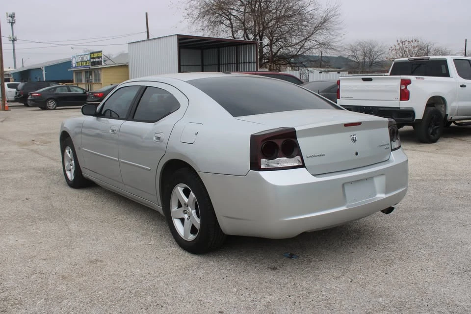 2010 Dodge Charger 6th Gen - Image 4 of 7
