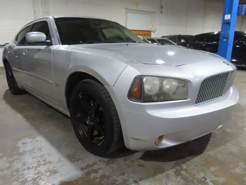 2010 Dodge Charger 6th Gen - Image 3 of 20