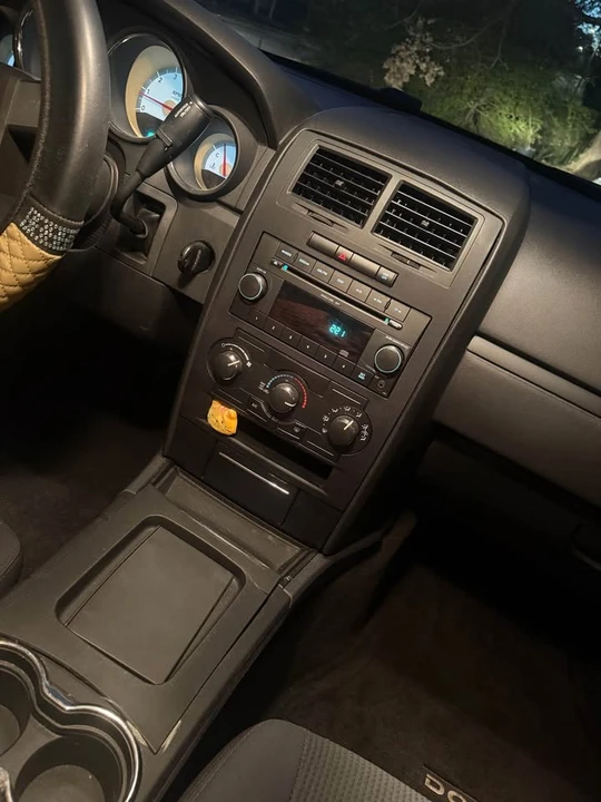 2010 Dodge Charger 6th Gen - Image 15 of 15