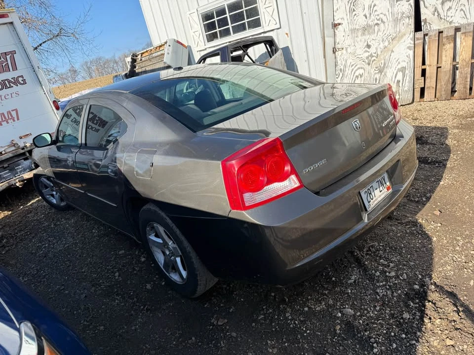 2010 Dodge Charger 6th Gen - Image 3 of 3