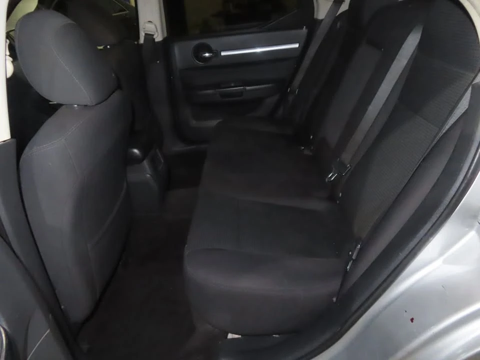 2010 Dodge Charger 6th Gen - Image 15 of 20
