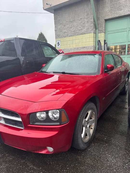 2010 Dodge Charger 6th Gen - Image 2 of 4