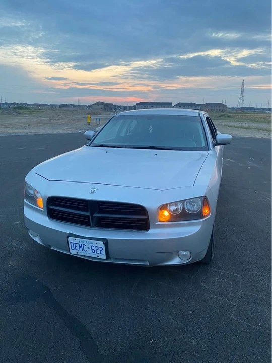 2010 Dodge Charger 6th Gen - Image 2 of 7