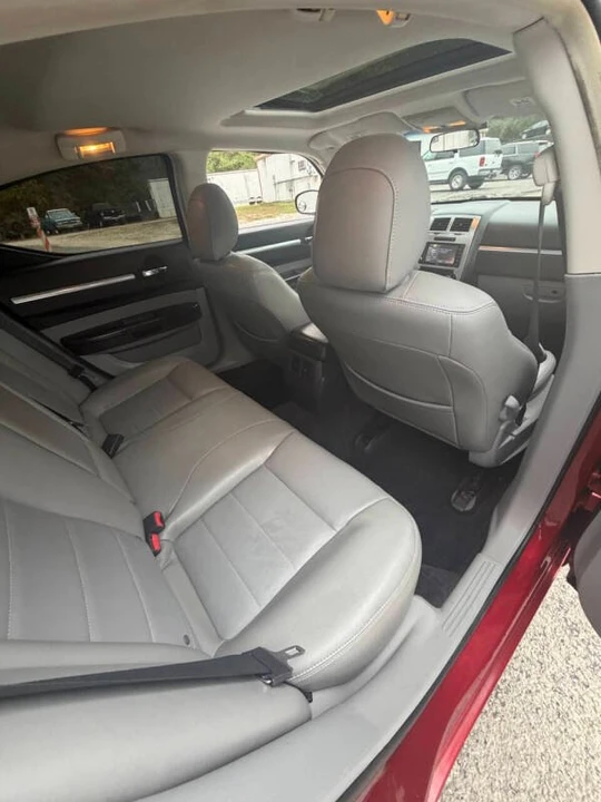 2010 Dodge Charger 6th Gen - Image 15 of 19