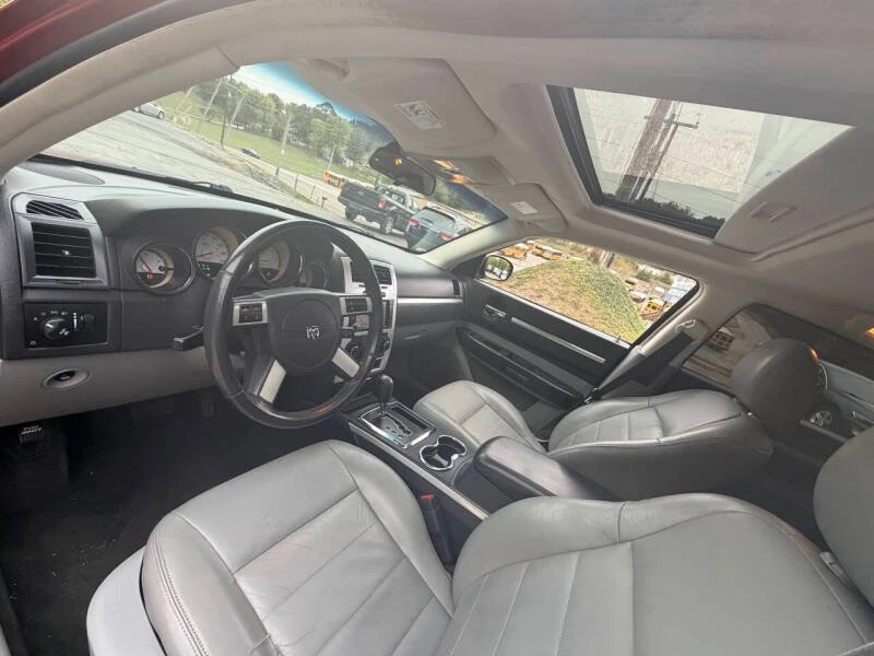 2010 Dodge Charger 6th Gen - Image 16 of 19