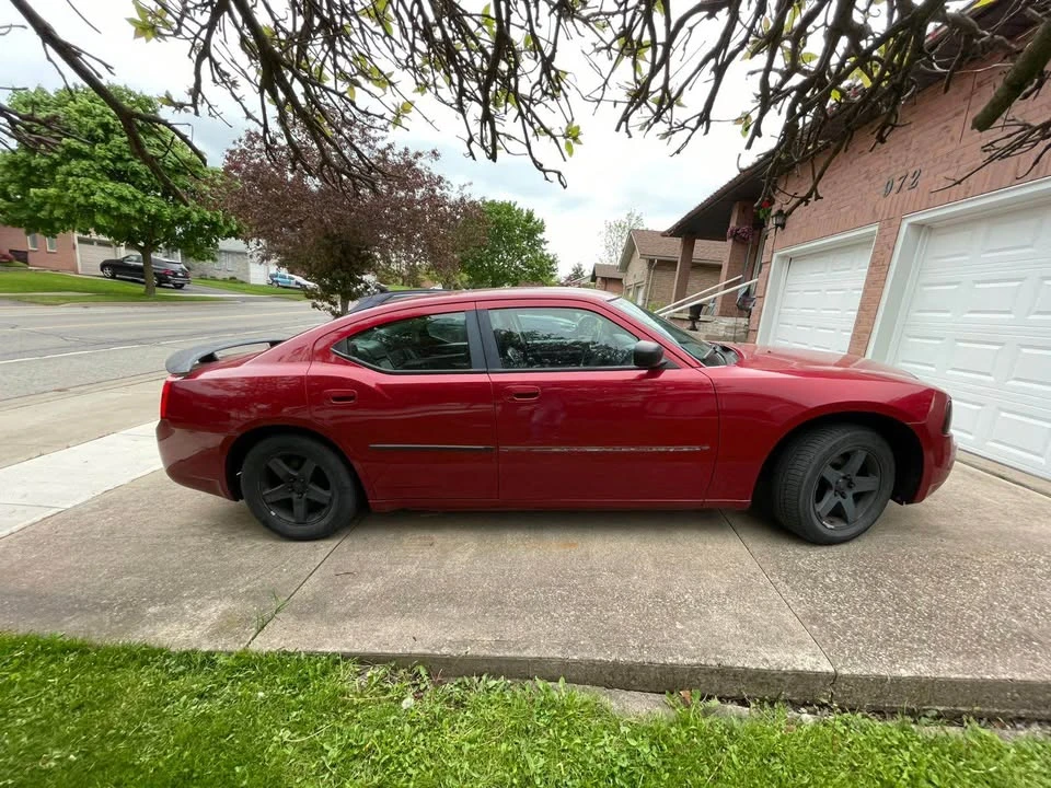 2010 Dodge Charger 6th Gen - Image 4 of 4