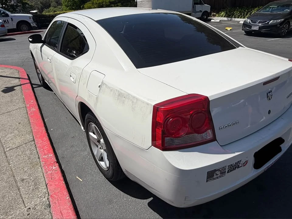 2010 Dodge Charger 6th Gen - Image 8 of 16