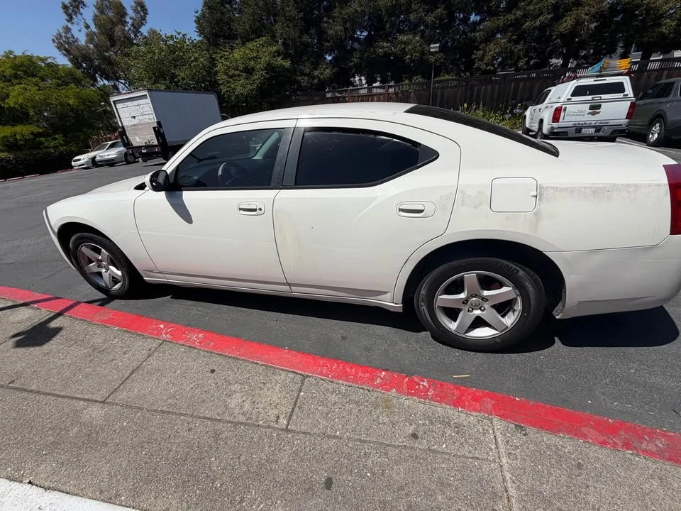 2010 Dodge Charger 6th Gen - Image 7 of 16