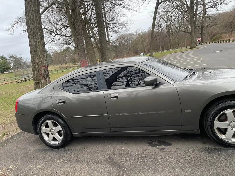 2010 Dodge Charger 6th Gen - Image 3 of 4