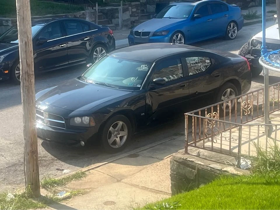 2010 Dodge Charger 6th Gen - Image 4 of 10