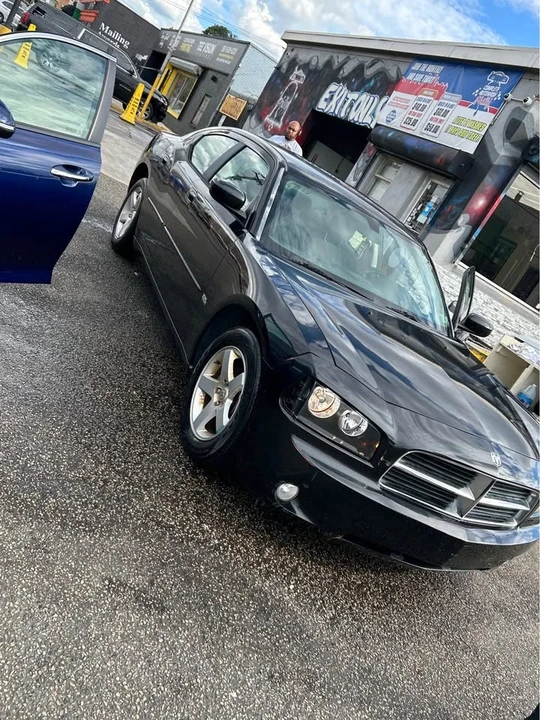 2010 Dodge Charger 6th Gen - Image 10 of 10
