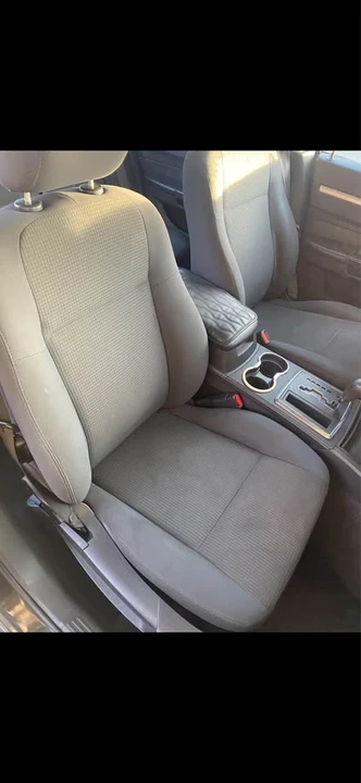 2010 Dodge Charger 6th Gen - Image 7 of 8