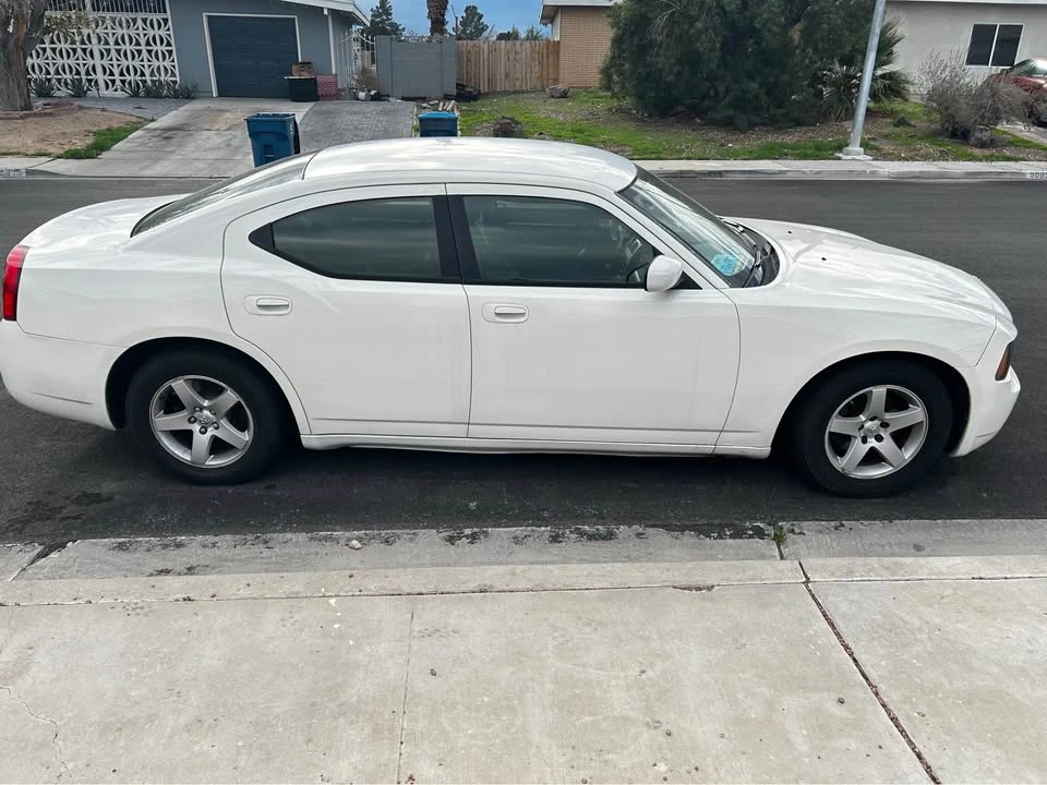 2010 Dodge Charger 6th Gen - Image 2 of 11