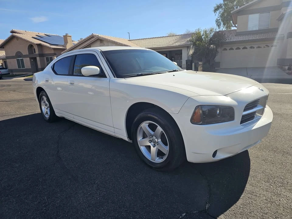 2010 Dodge Charger 6th Gen - Image 3 of 9